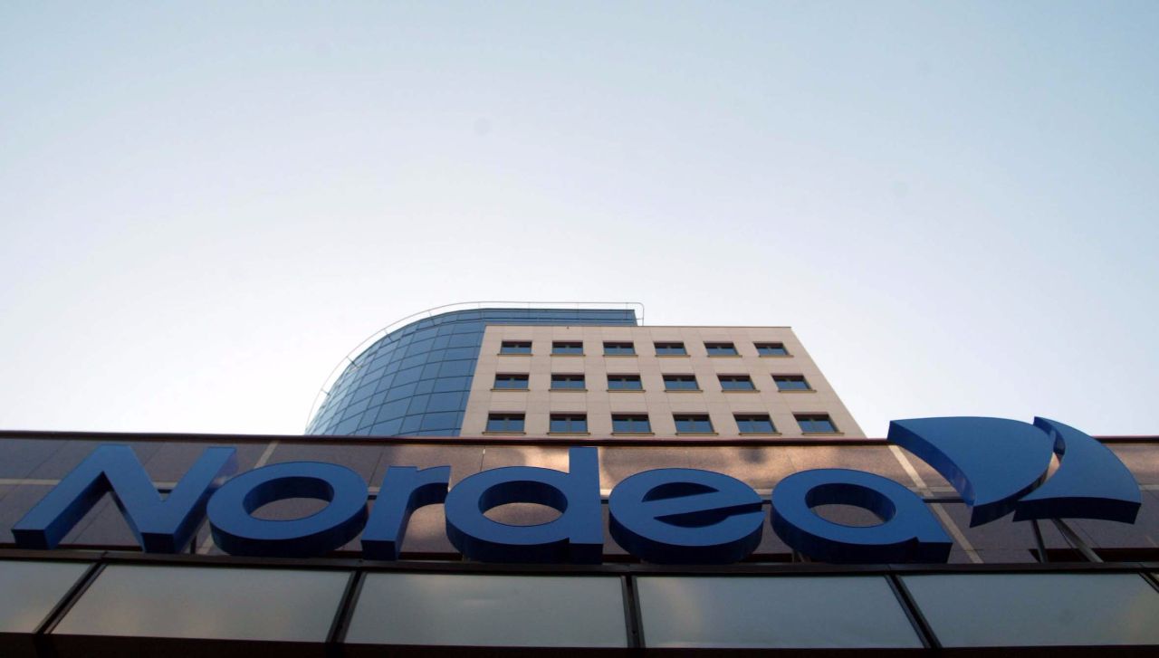 Nordea chce zatrudniać w Polsce. Droższe wyjazdy na Wszystkich Świętych