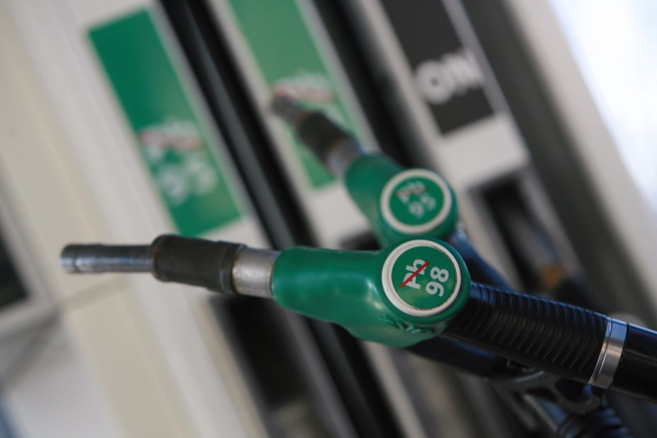 Benzyna po 5 zł. Gigantyczne rabaty na Dzień Singla