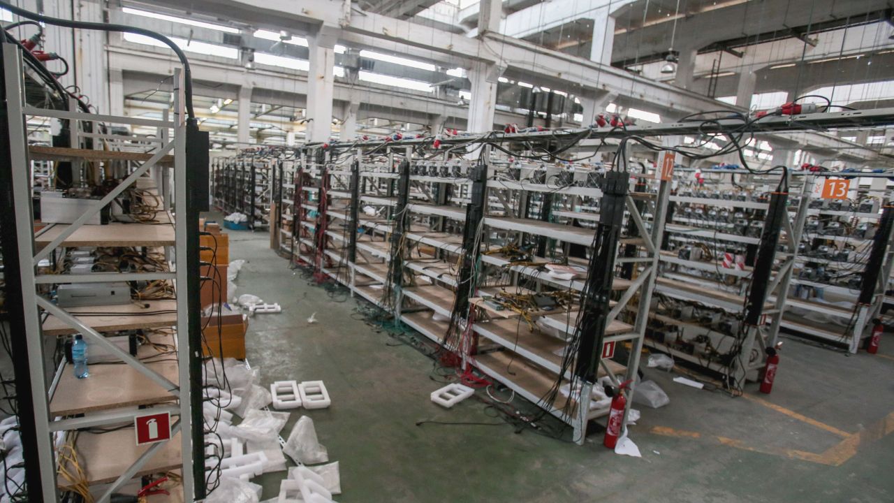 Tąpnięcie w polskiej kryptokopalni. Nie będzie nowego kodeksu pracy