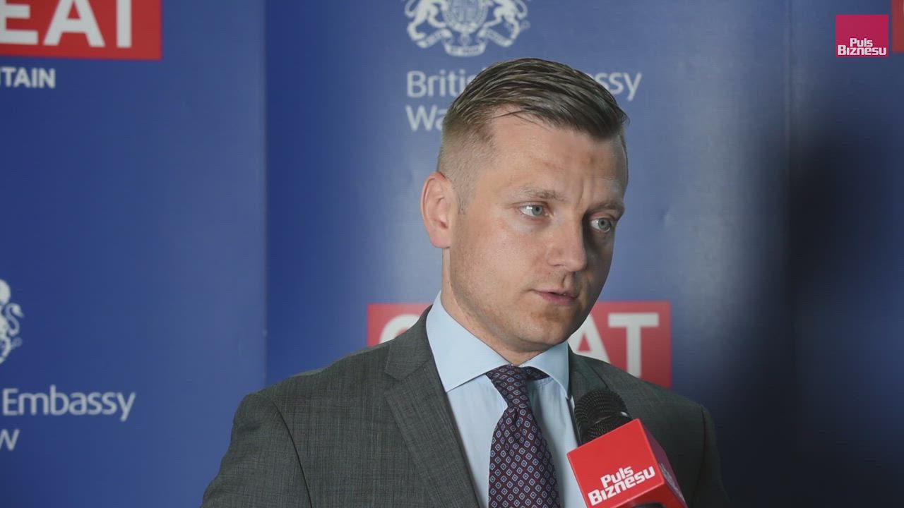 Split payment: Marcin Zawadzki, PwC